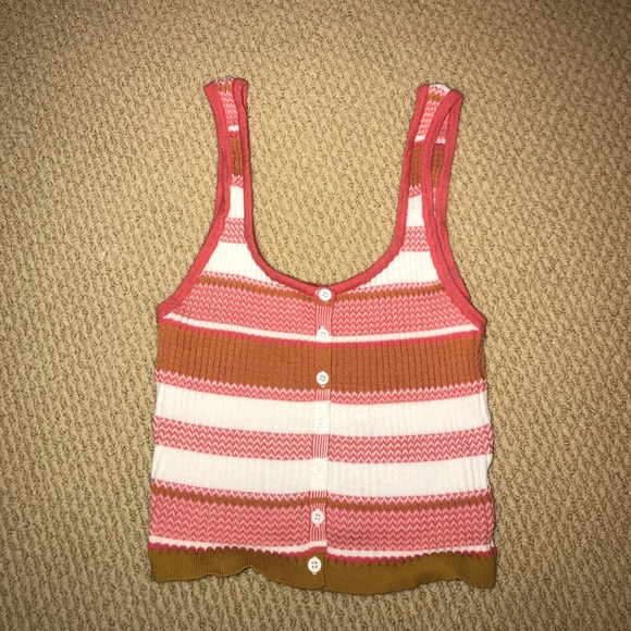 Forever 21 Tops - NEVER WORN Forever21 Button up Crop Top Forever 21 Tops - NEVER WORN Forever21 Button up Crop Top